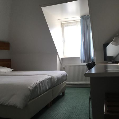 Hotel Steensel Eksteriør bilde