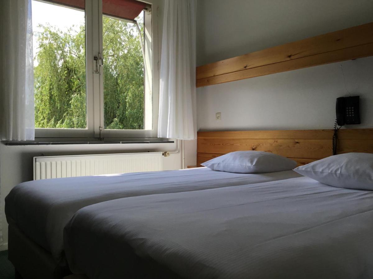 Hotel Steensel Eksteriør bilde