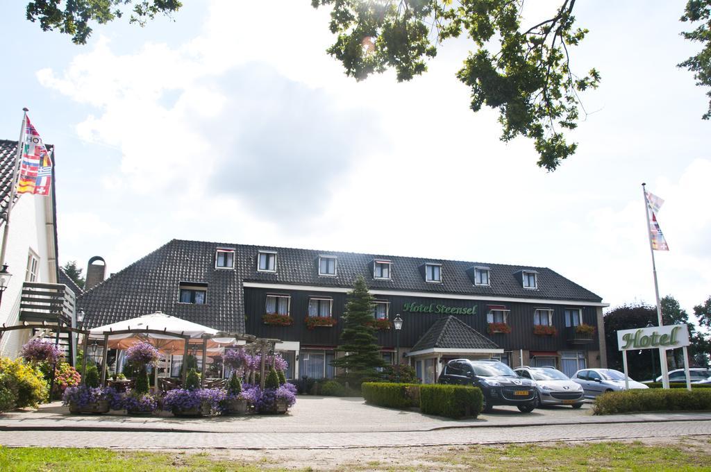 Hotel Steensel Eksteriør bilde