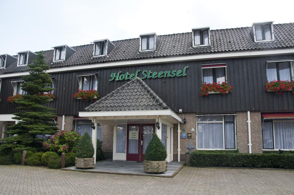 Hotel Steensel Eksteriør bilde